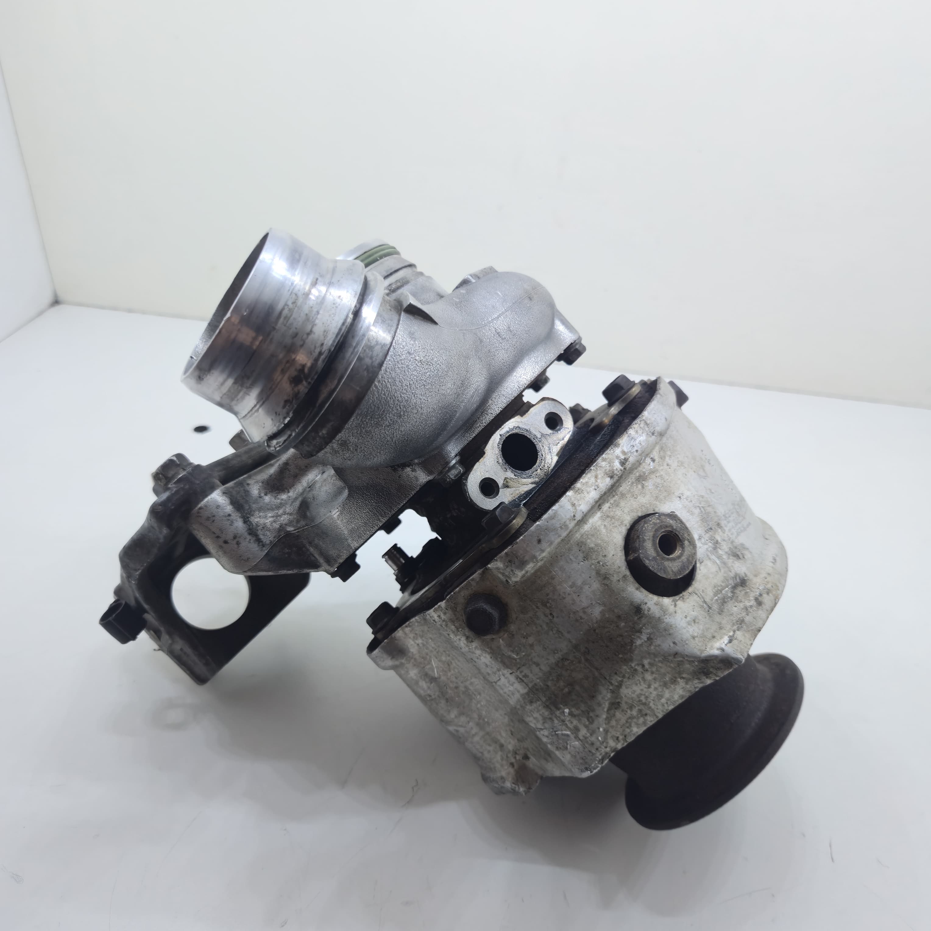 49135-17950 Turbo gerçek ürün fotoğrafı
