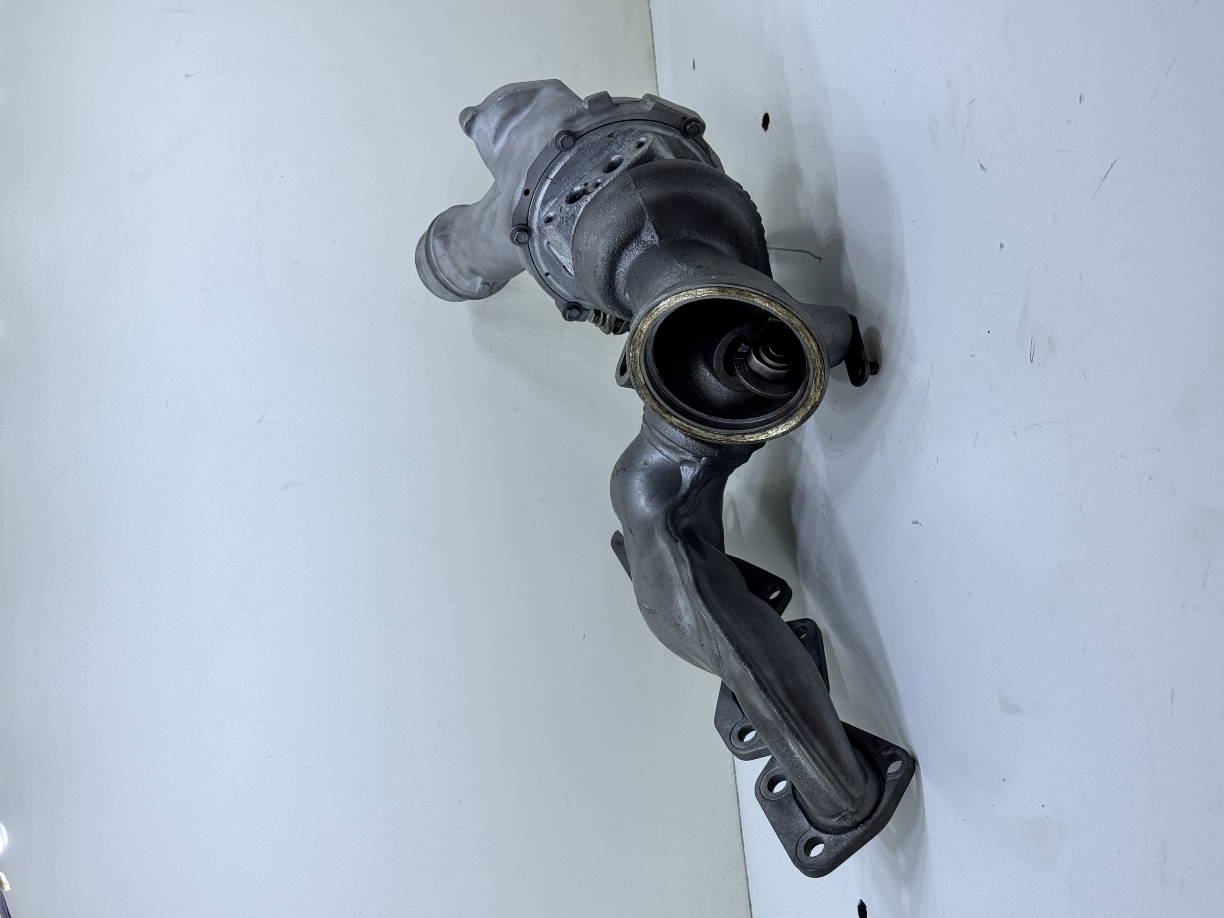 7606645 Turbo gerçek ürün fotoğrafı