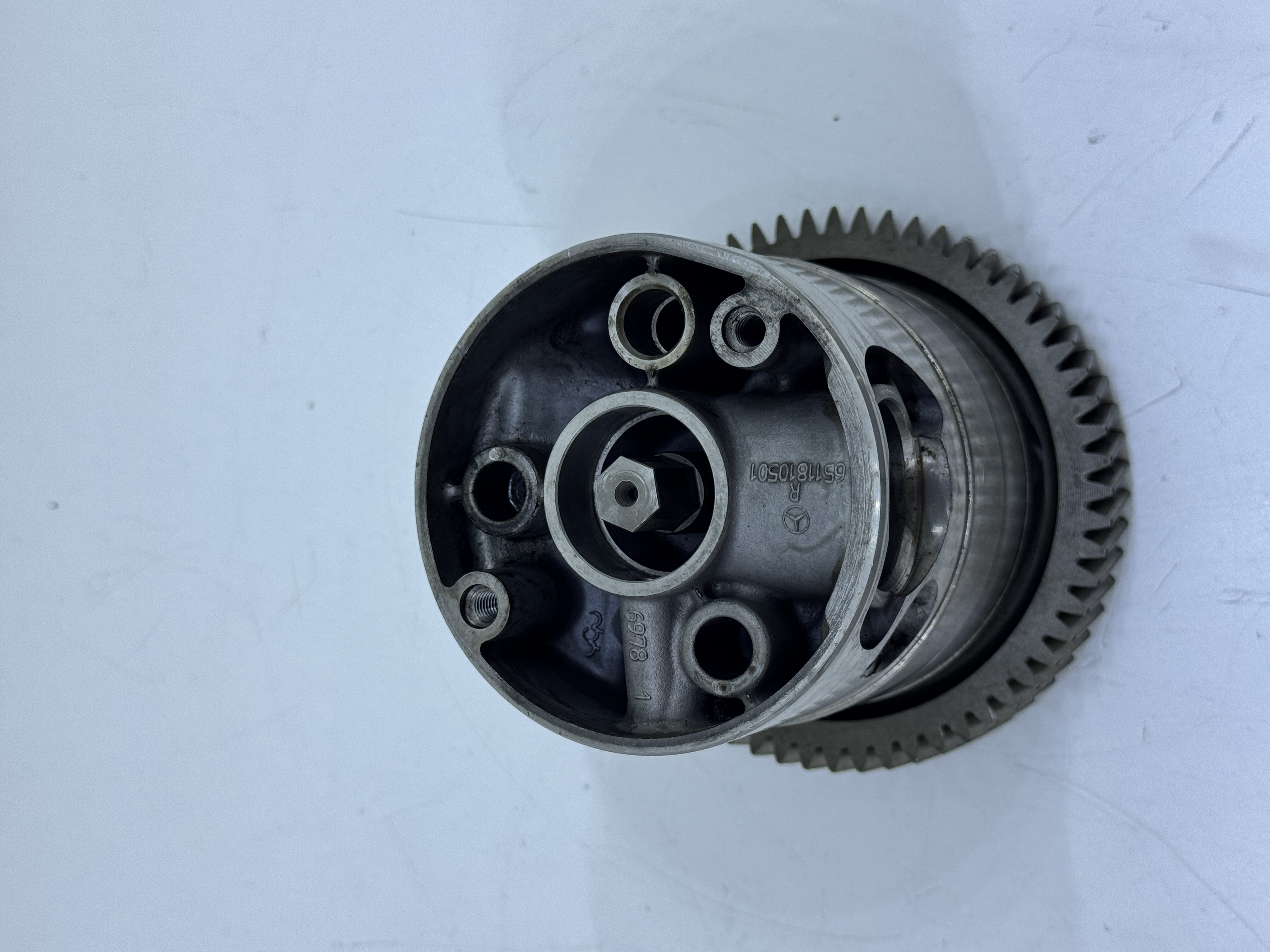 R6511810501 Yağ Pompası gerçek ürün fotoğrafı